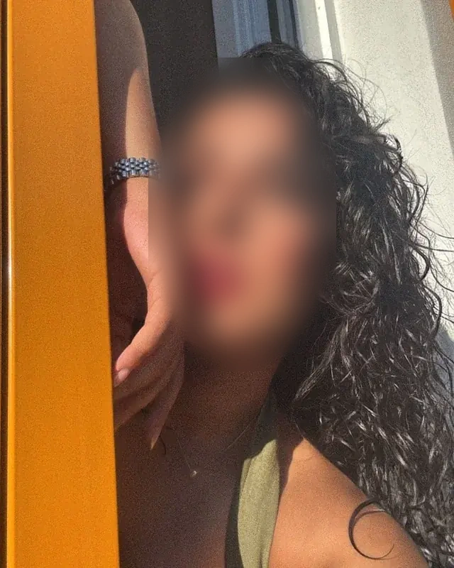 Karine - Image 7